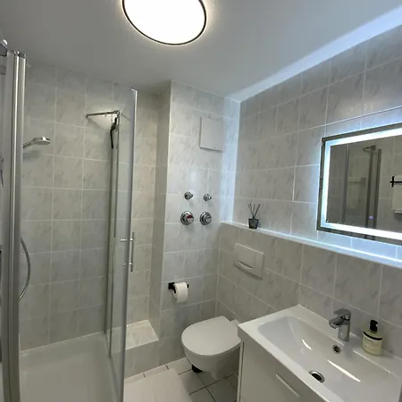 Appartement Balcony - - Free Parking